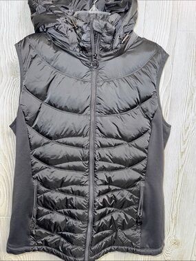 Michael Kors Black/Charcoal Gray packable  Quilted Hooded Vest